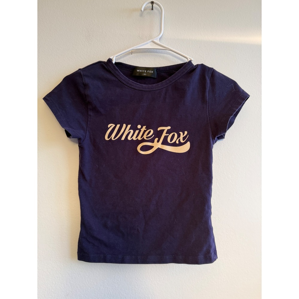 White Fox Boutique Women Navy Blue Graphic Logo Baby Tee XS Short Sleeve Shirt